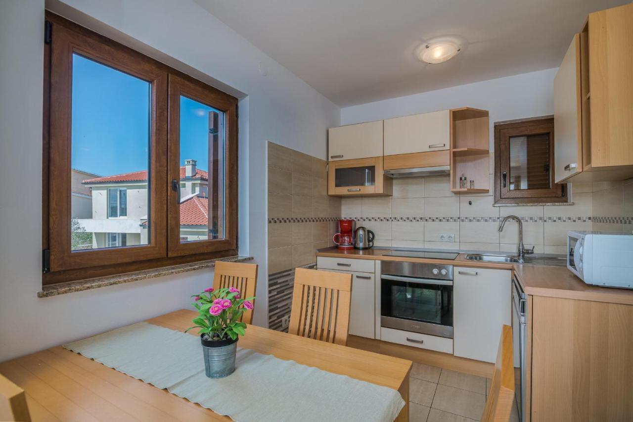 Celeste Apartment *